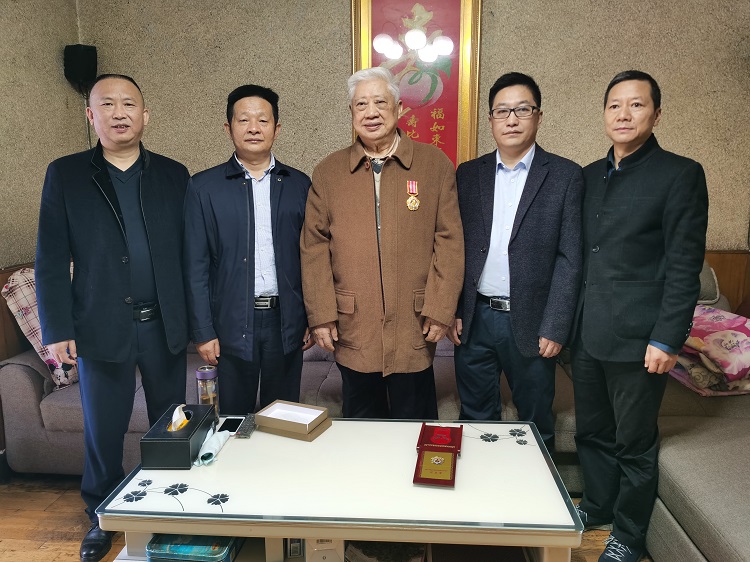慰问抗美援朝老同志2 - 副本.jpg 慰问抗美援朝老同志2 - 副本.jpg